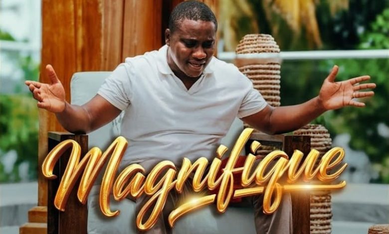 Derek-Jones - Magnifique