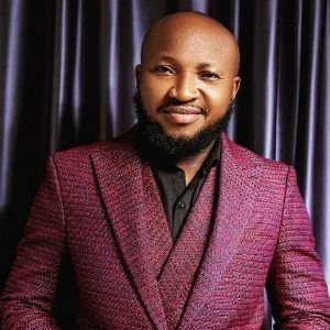 Owie Abutu - Lovers Hymn Ft. Kaestrings