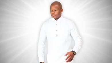 Omega Khunou - Classic Medley (Live)
