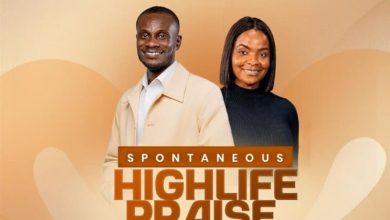Obeng Pinamang - Spontaneous Highlife Praise Medley Ft. Chika