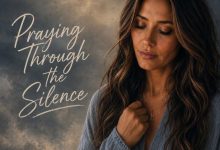 Sadie Barlow - Praying Through The Silence